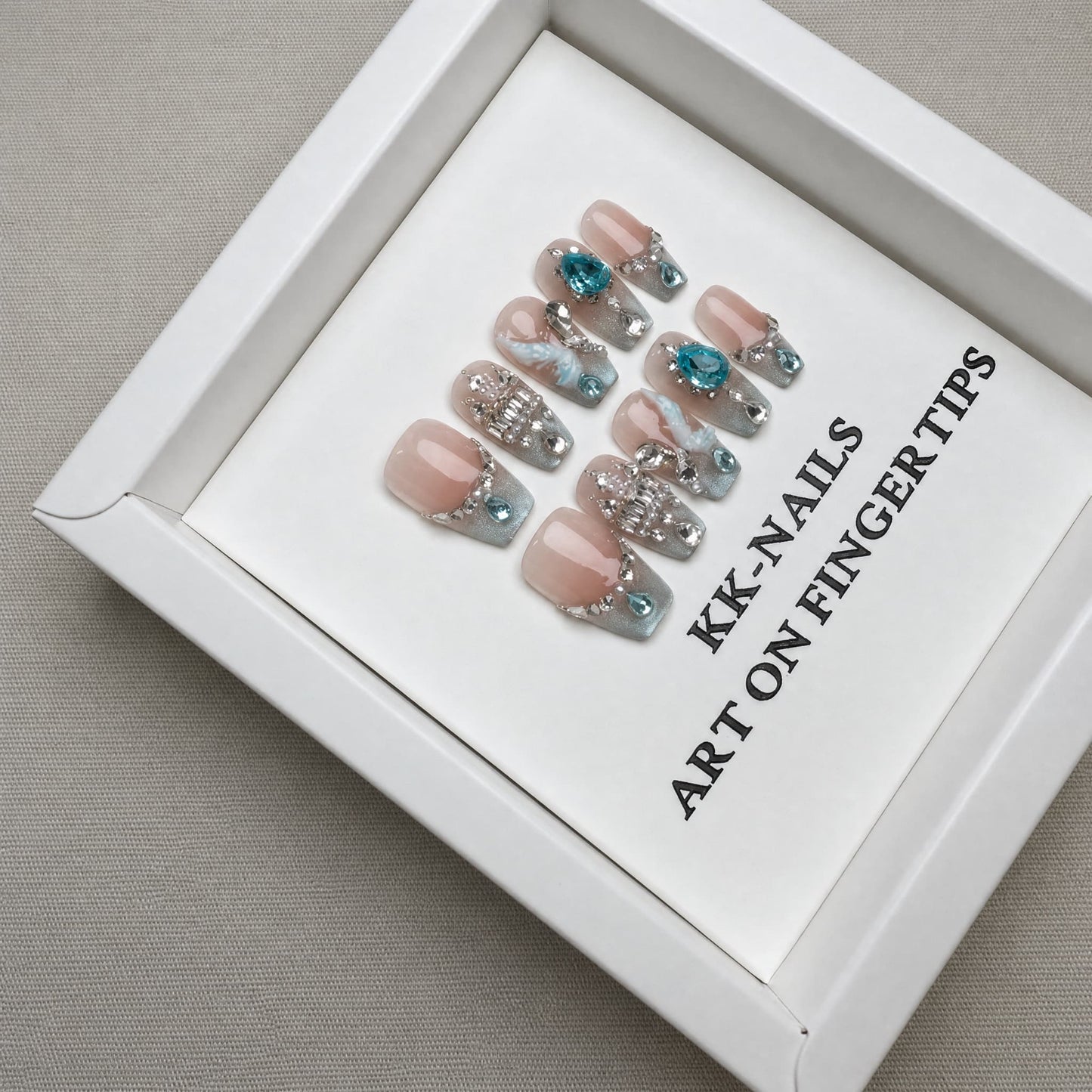 Aqua Crown Luxe Press-On Nails//A4