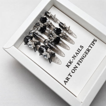 Midnight Heirloom Press-On Nails//A2